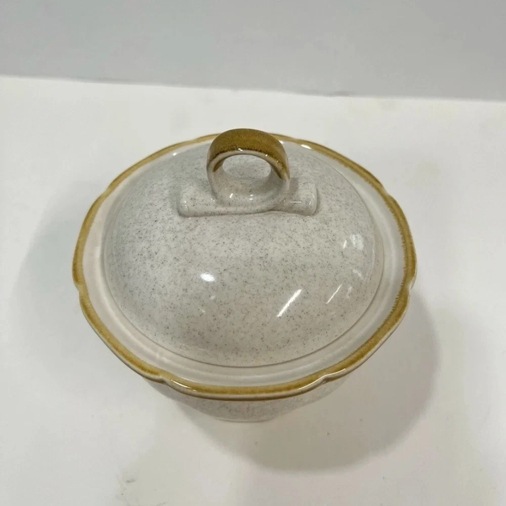 Mikasa Garden Club Sugar Bowl with Lid EC 400 Speckled Stoneware Vintage Kitchen